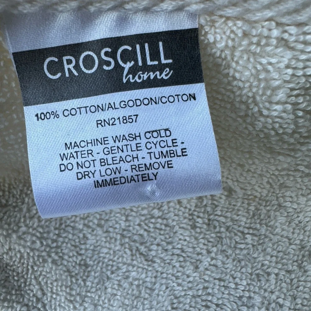CROSCILL‎ Hand Towels 11x17 to 15x26 Inch Cream Brocade Gold Tassels Decorative